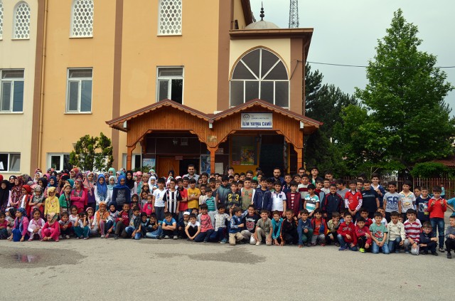 İYC Camii çocuklarla şenlendi