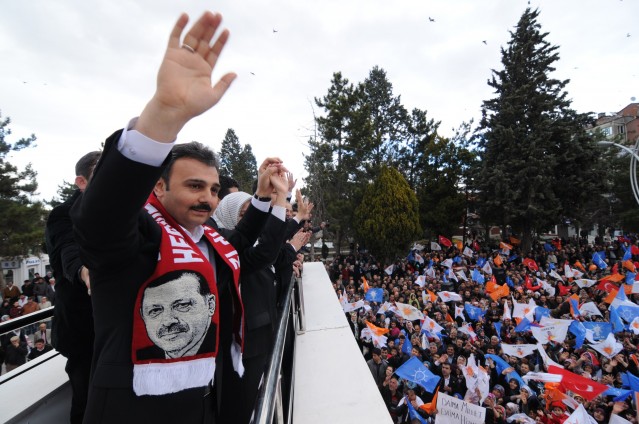 Miting gibi sevgi yürüyüşü