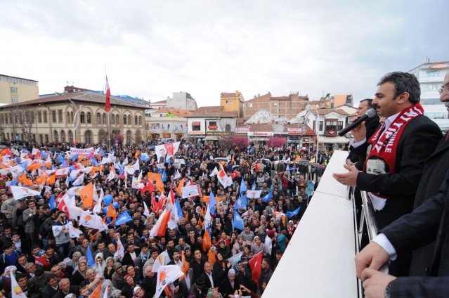 Miting gibi sevgi yürüyüşü