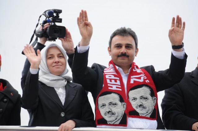 Miting gibi sevgi yürüyüşü