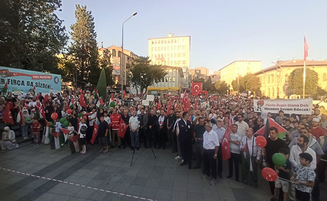 Çorum'da İsrail'i telin, Gazze'ye destek mitingi