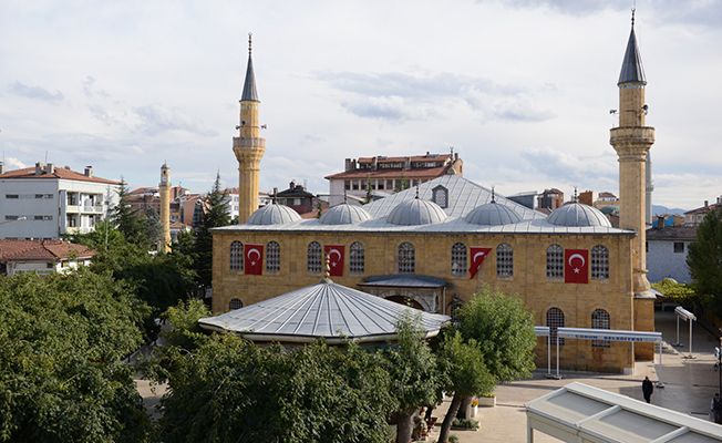 Ulu Cami bahçesi için yeni karar