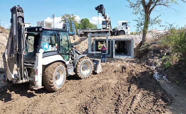 Vatandaş 'Belediye Neyi Bekliyor?' demişti, çalışma başladı