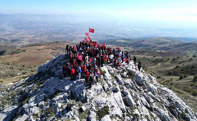 Bayrağımız zirvede